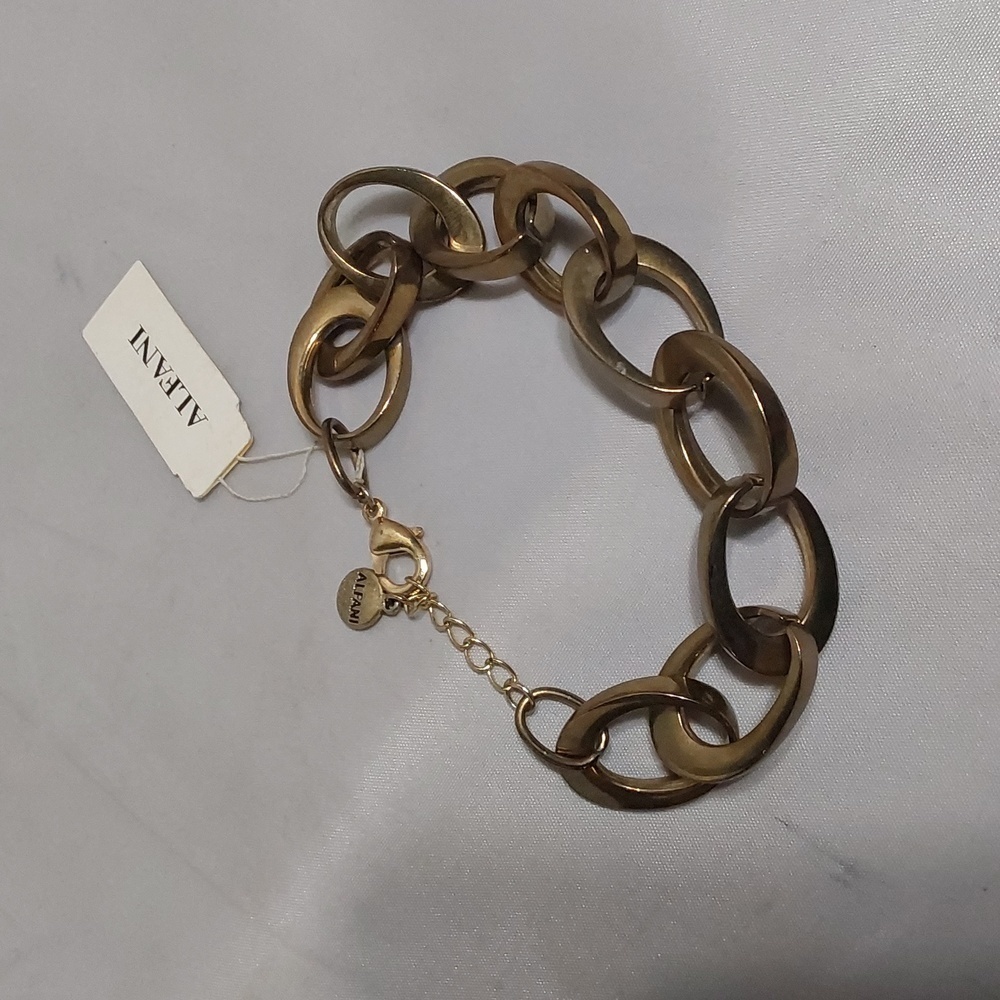 ALFANI GOLD TONED LINK BAR BRACELET‎